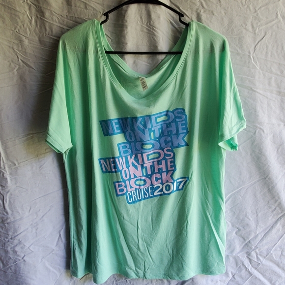 New Kids on the Block cruise 2017 t-shirt size L - Picture 2 of 5